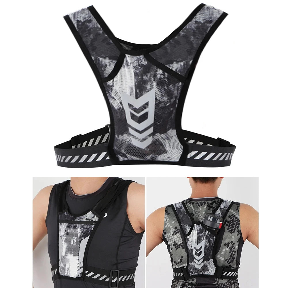 Reflective vest for running, walking, exercising, general training, for men and women, 01 piece with adjustable strap and pocket for keys, cell phone and compartment for water bottle.