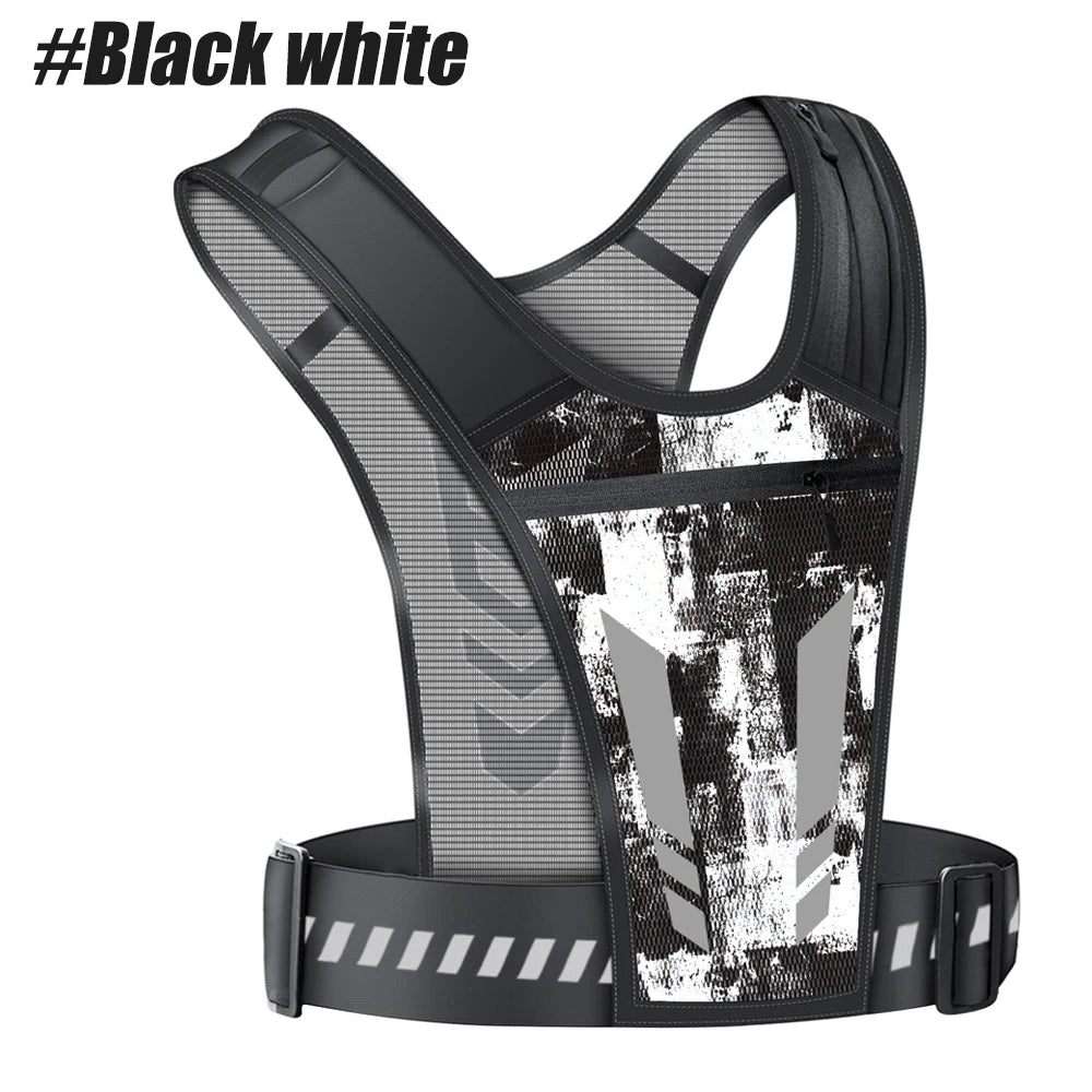 Reflective vest for running, walking, exercising, general training, for men and women, 01 piece with adjustable strap and pocket for keys, cell phone and compartment for water bottle.